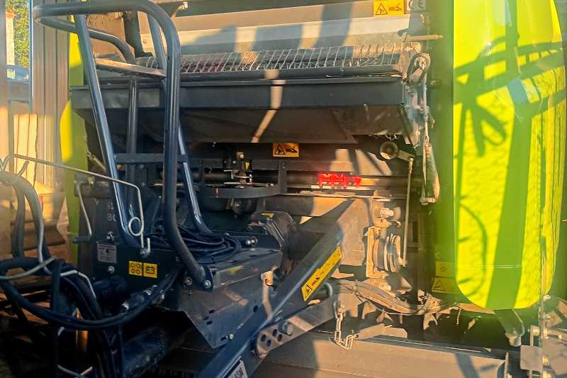 OmecoHub - Immagine CLAAS VARIANT380-RF